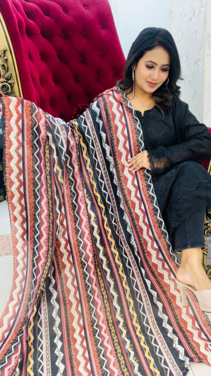 Sadabahar Ready Three Piece | LK1899B