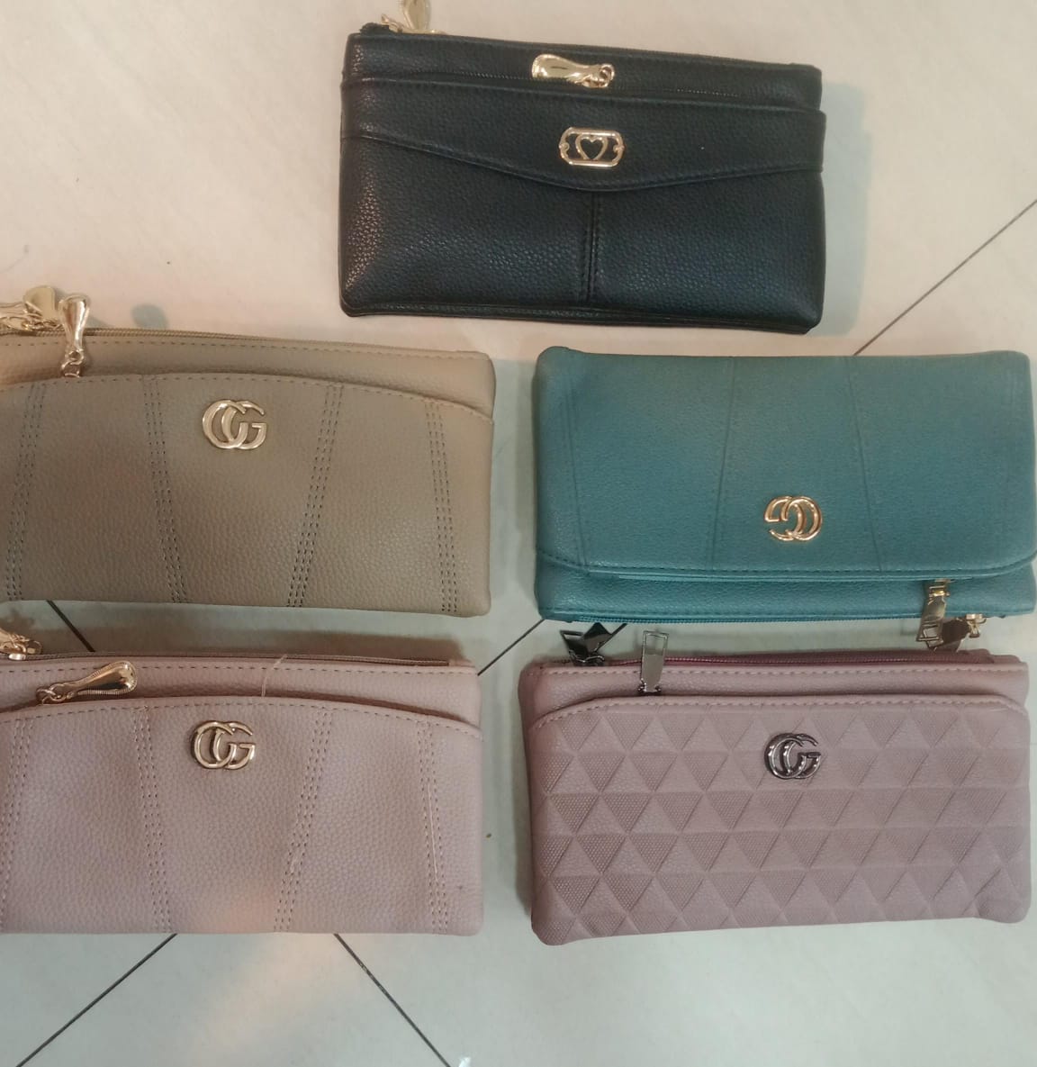 ladies-bag-5FtdZ5
