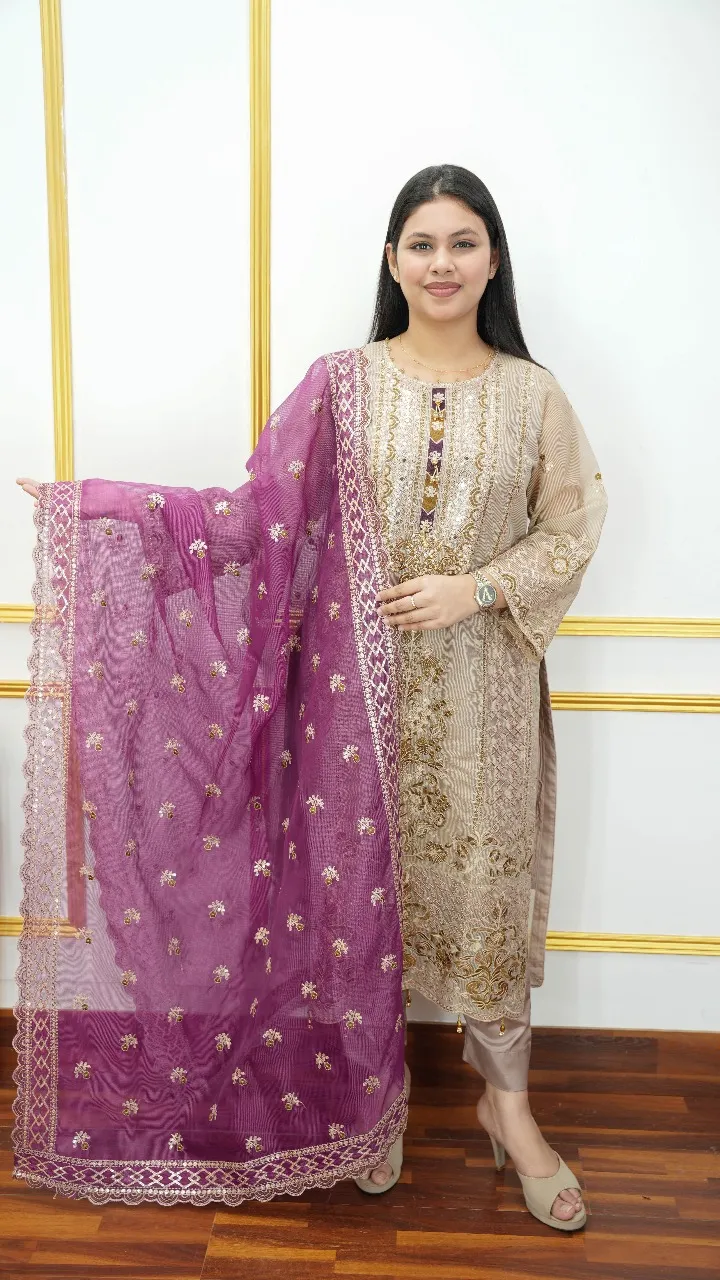 Quota Maslin 4-Piece Set – Sequence & Pearl Work